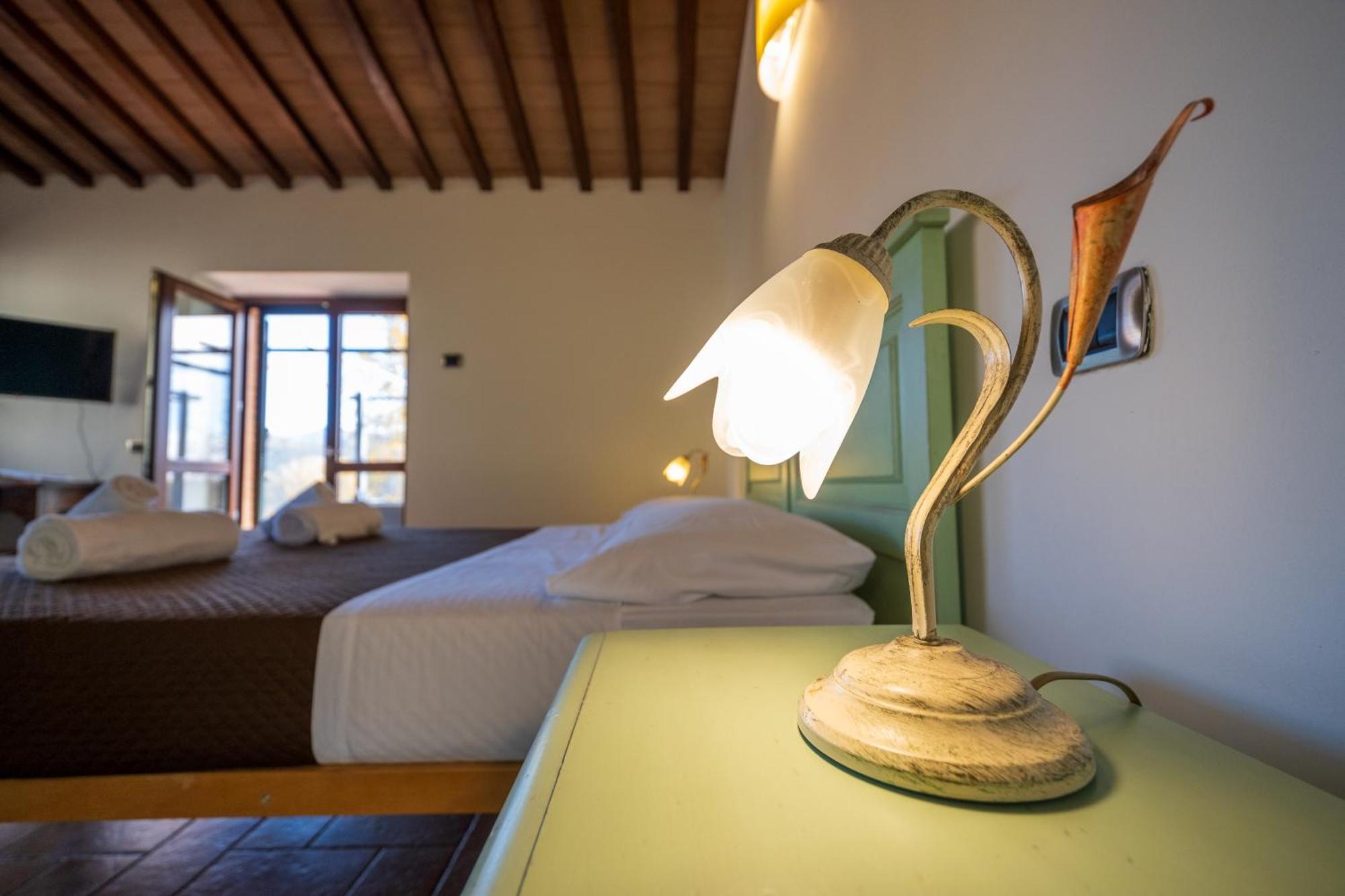 Agriturismo Borgo Biaia Camporgiano Exteriér fotografie