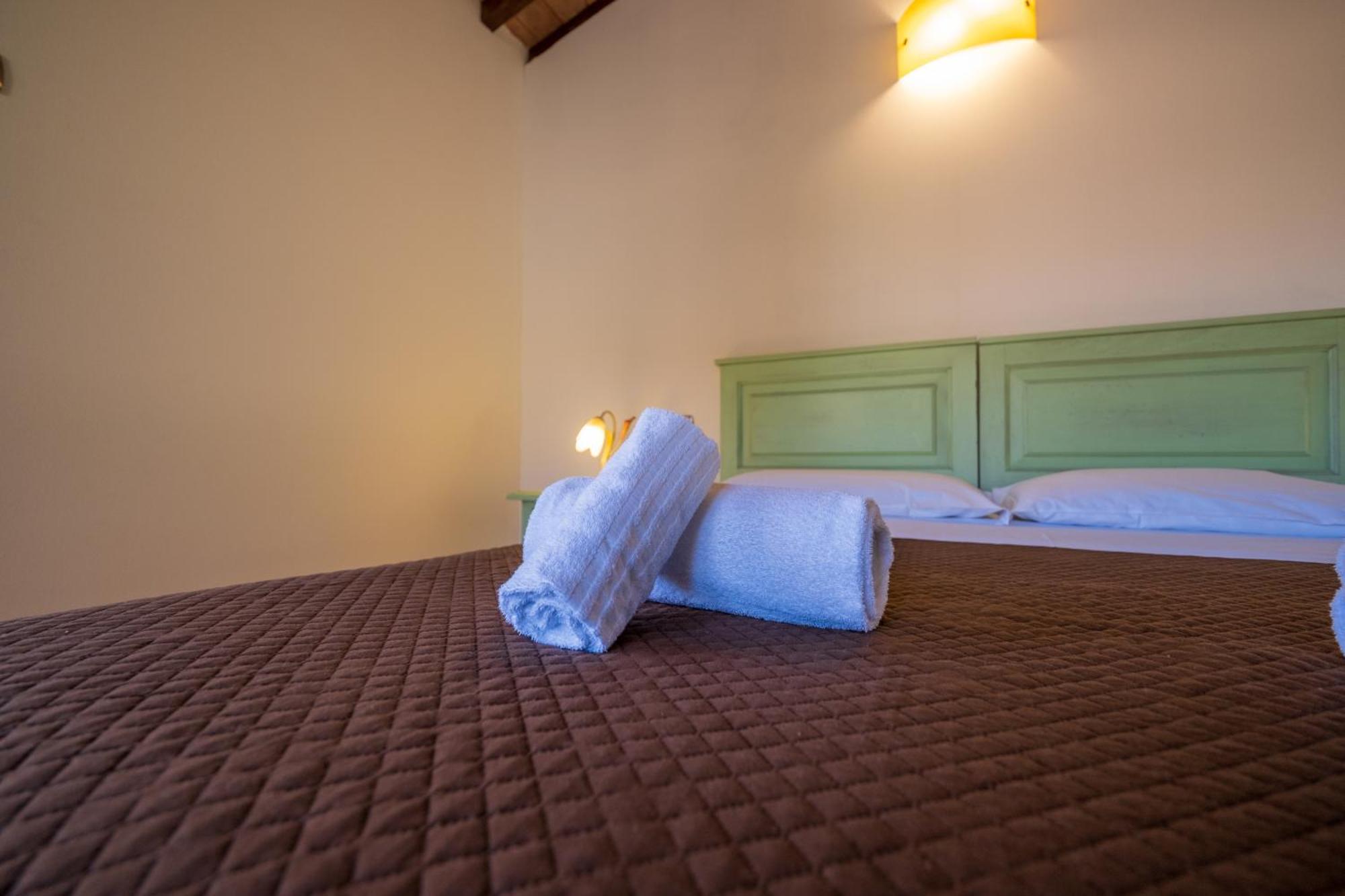 Agriturismo Borgo Biaia Camporgiano Exteriér fotografie