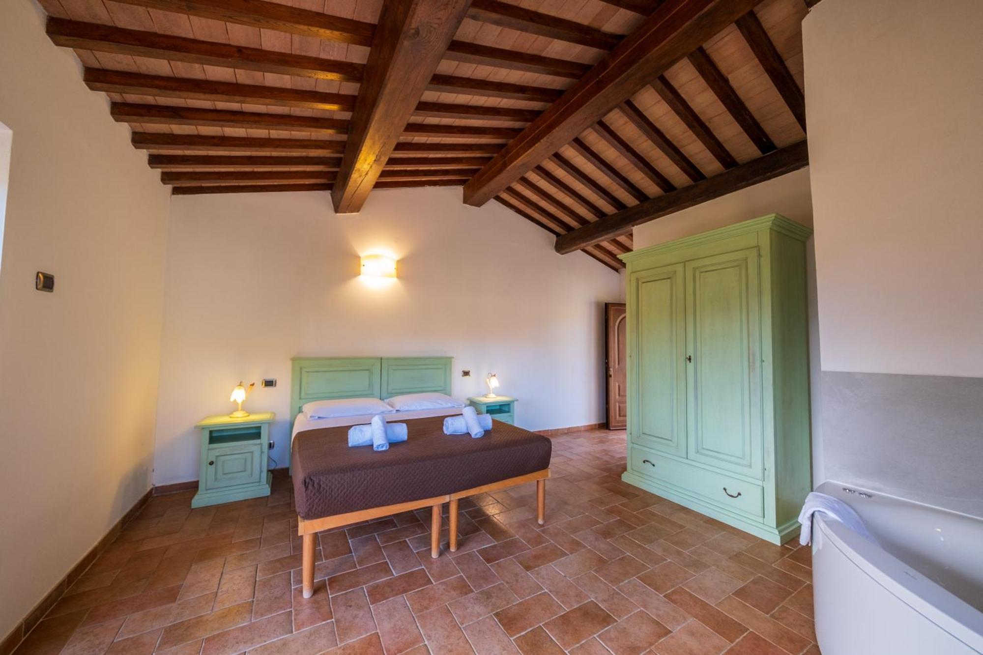 Agriturismo Borgo Biaia Camporgiano Exteriér fotografie