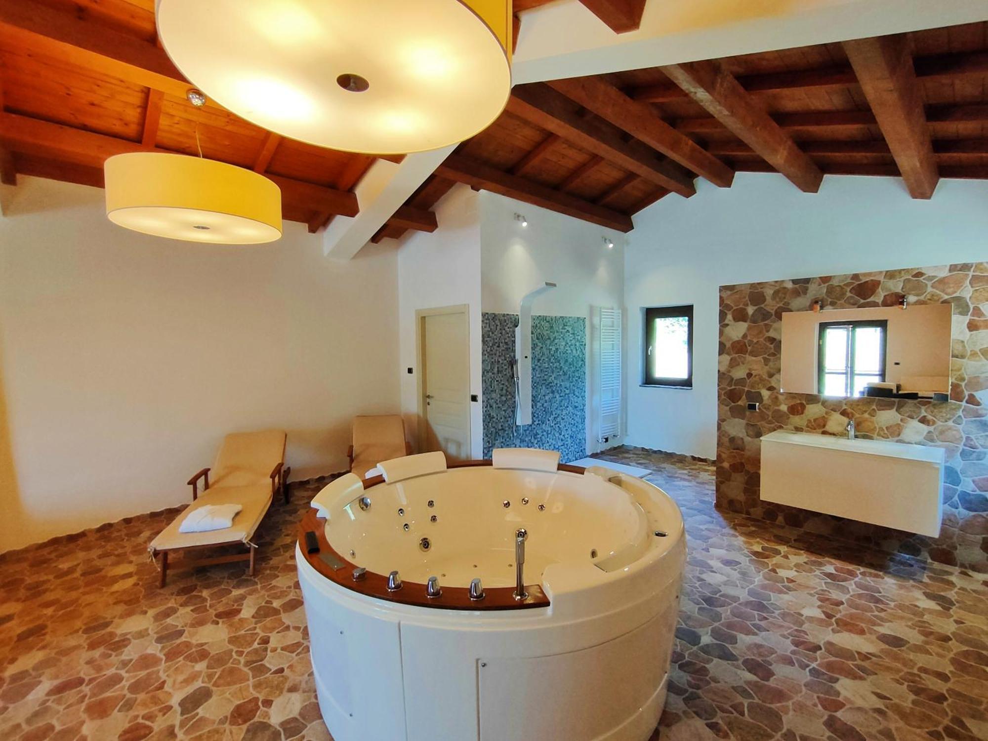 Agriturismo Borgo Biaia Camporgiano Pokoj fotografie
