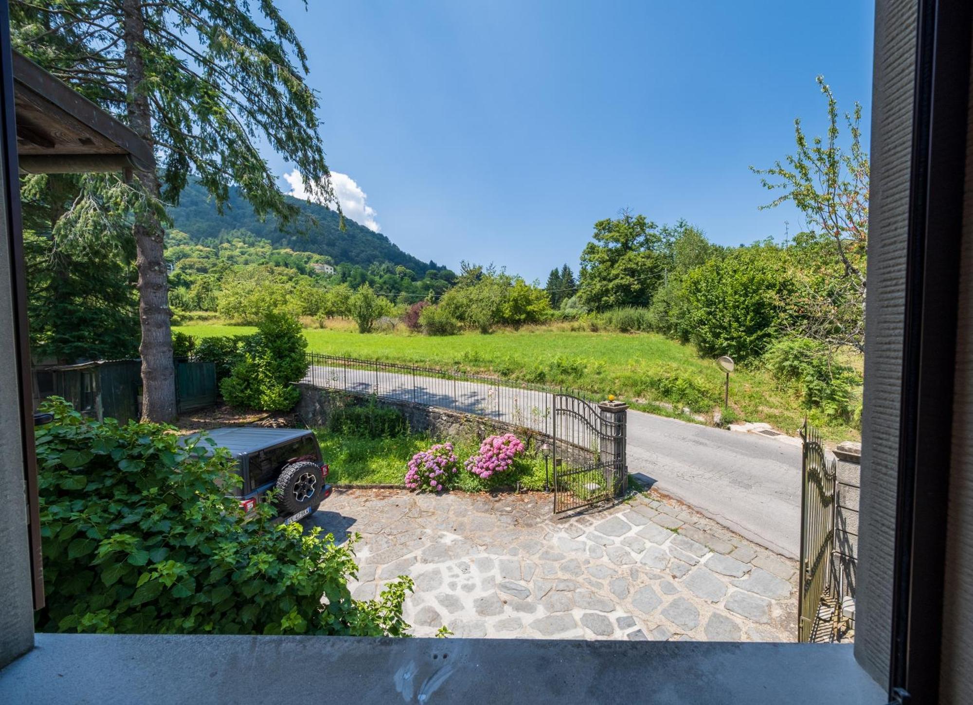 Agriturismo Borgo Biaia Camporgiano Exteriér fotografie